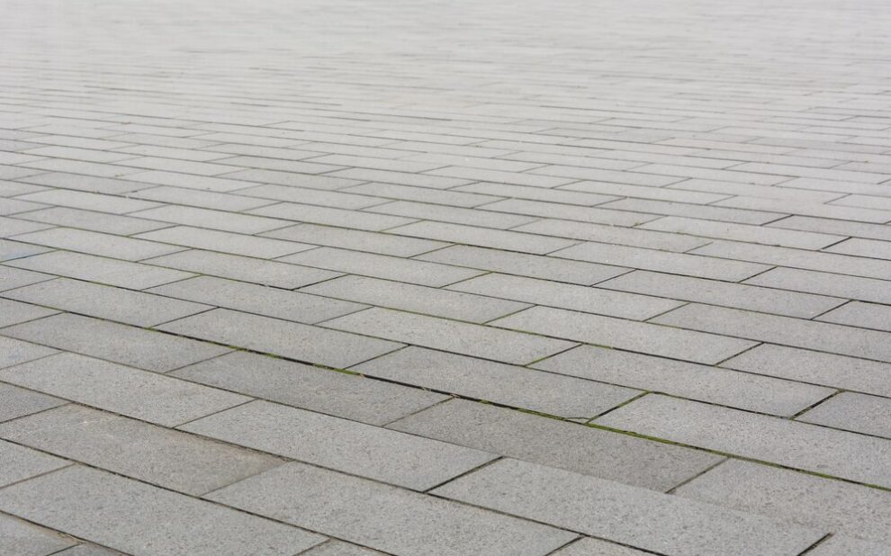 Pulido de adoquines en Sevilla